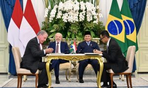 Darmawan Prasodjo PT PLN (Persero) resmi menandatangani nota kesepahaman terkait studi pengembangan Pembangkit Listrik Tenaga Air (PLTA) bersama perusahaan investasi multibisnis asal Brasil, J&F S.A.